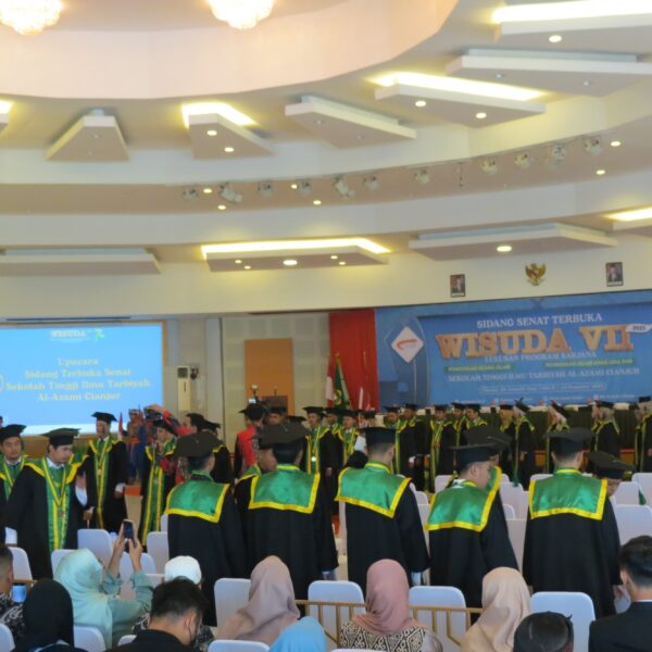 Wisuda Angkatan Ke-VII : “Mengukir Masa Depan melalui Pendidikan.”